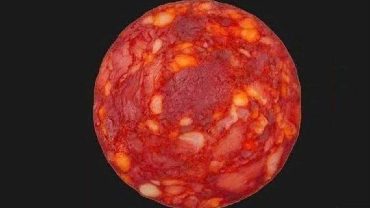 Como uma fatia de salame virou estrela — e enganou internautas em 2022