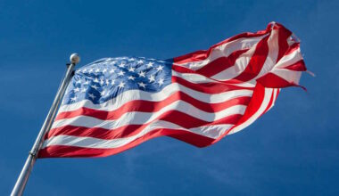 EUA: Kennedy Jr. determina que ‘site’ governamental associe vacinas ao autismo