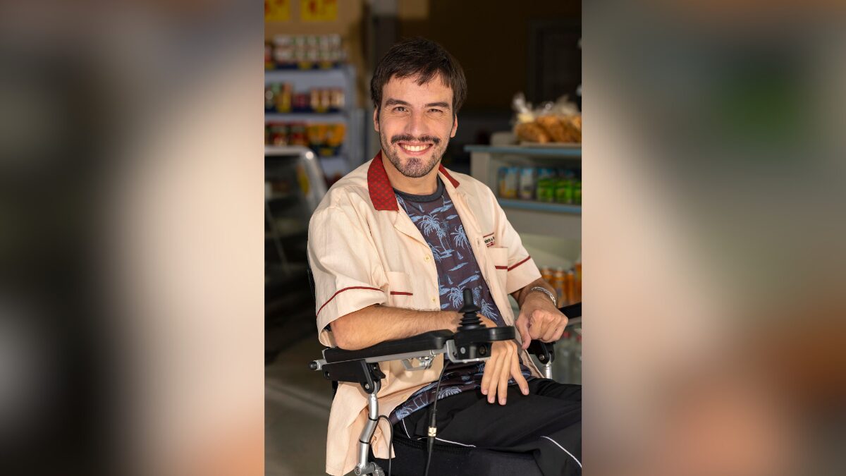 Texto da novela Dona de MimPeter (Pedro Fernandes).Globo/ Manoella Mello