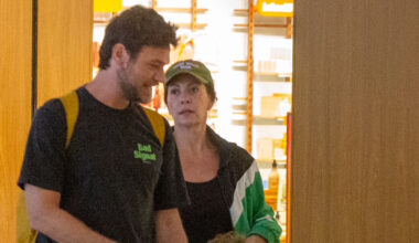 Emilio Dantas e Fabiula Nascimento com os filhos gêmeos - Foto: Thiago Martins / Agnews