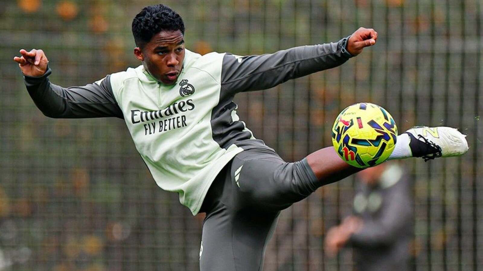 Endrick vai ser emprestado pelo Real Madrid e ser treinado por português