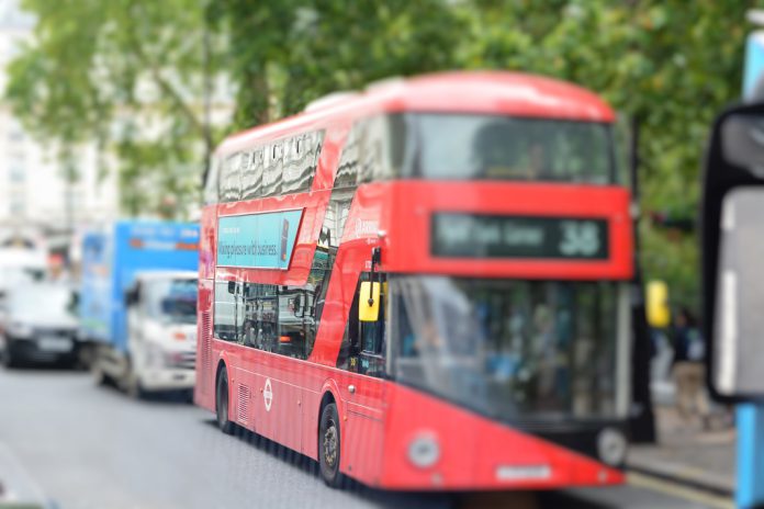 No Reino Unido os motoristas de autocarros e camiões, com diabetes, podem usar Sistemas de Monitoramento Contínuo de Glicose