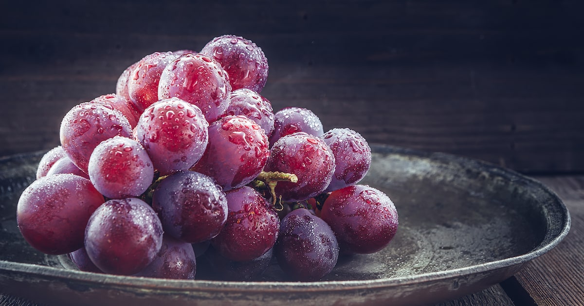 Uva: descubra benefícios e como incluir a fruta na alimentação