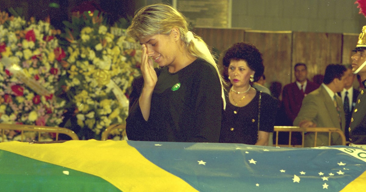 Adriane Galisteu comenta ‘privilégio’ de Xuxa em velório de Senna: ‘Eu não queria competir a dor’