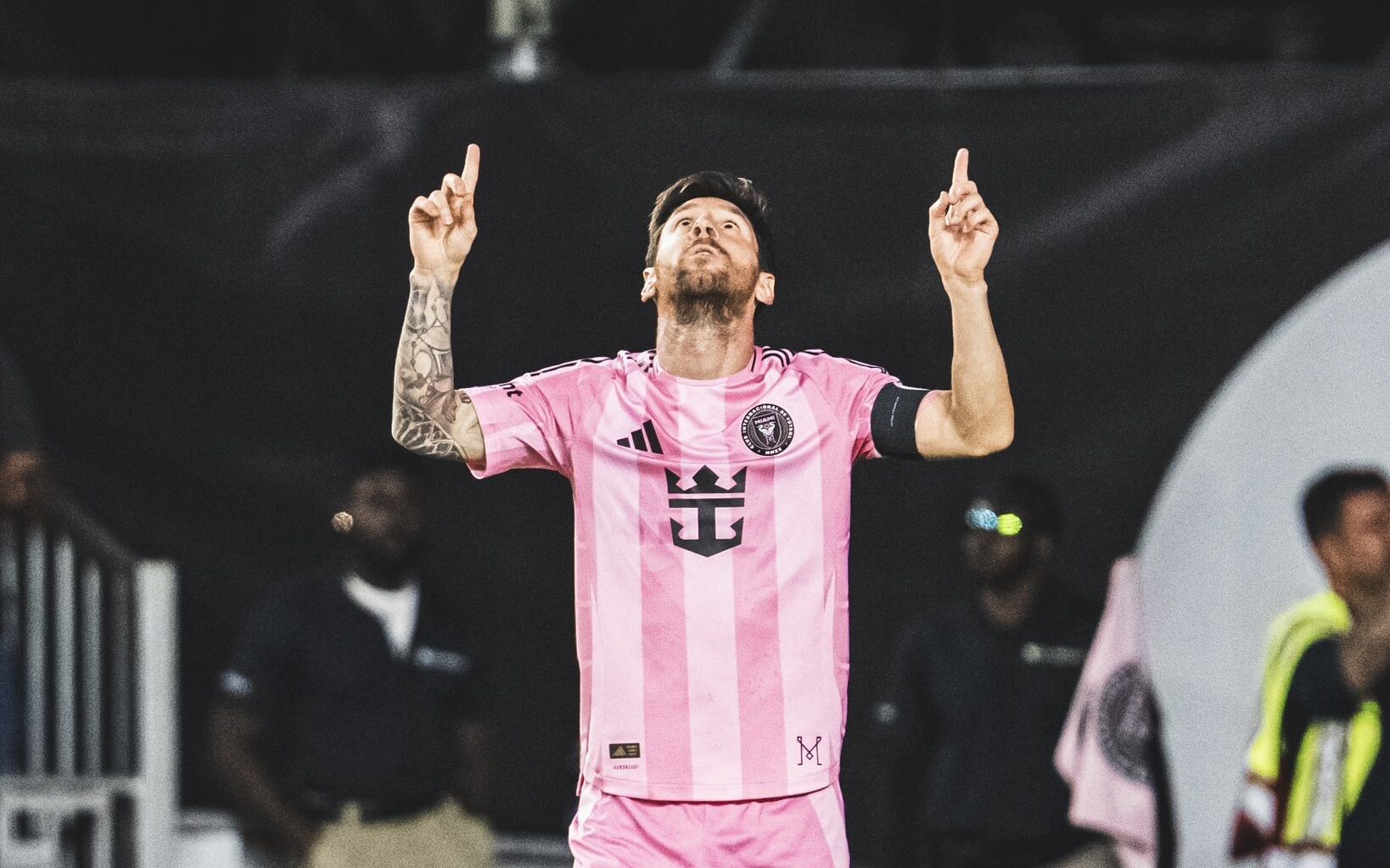 Lionel Messi atinge 400 assistências na carreira