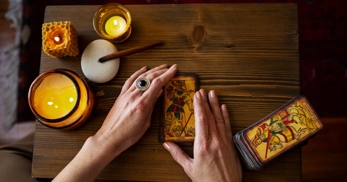 As mensagens deste final de semana para os signos de Áries, Touro, Gêmeos, Câncer, Leão e Virgem, de acordo com o tarot