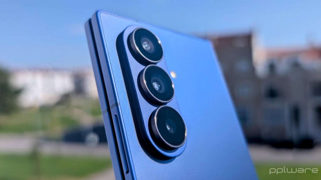 Samsung Galaxy Z Fold7 dobrável