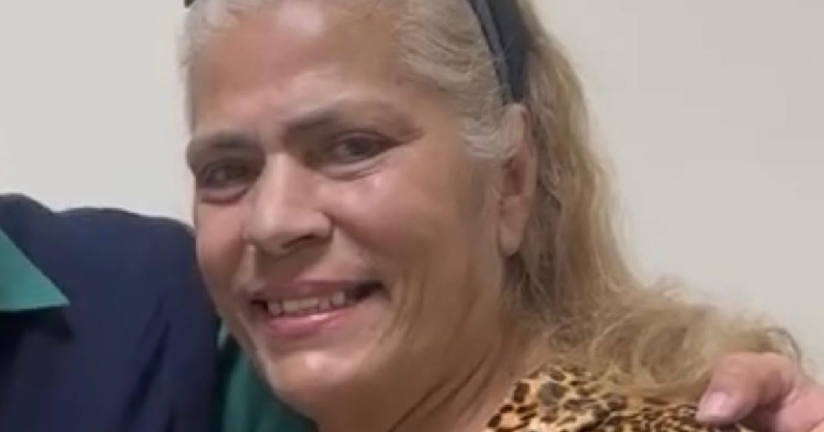 Ex-chacrete Lia Hollywood morre após um mês internada por ataque de pitbull do filho