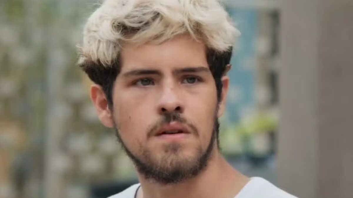 Raul, personagem de Paulo Mendes em Três Graças, novela das nove da Globo