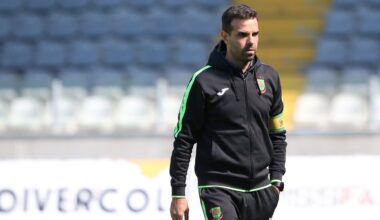 «Quando se fala em ir para fora, muitos treinadores pensam logo no lado económico»