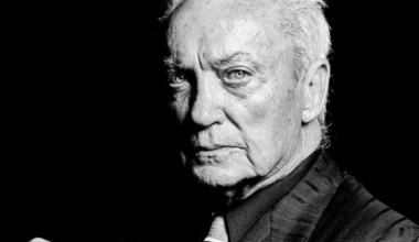 Morre Udo Kier, ator alemão de O Agente Secreto e Bacurau, aos 81 anos
