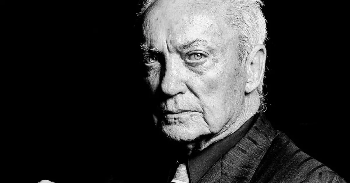 Morre Udo Kier, ator alemão de O Agente Secreto e Bacurau, aos 81 anos