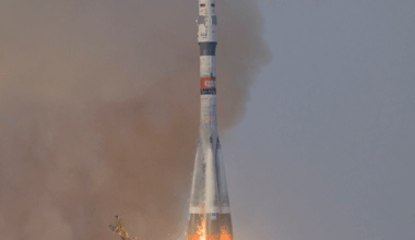 Rússia e EUA celebram 25 anos de presença humana contínua no espaço com nova missão à Estação Espacial Internacional