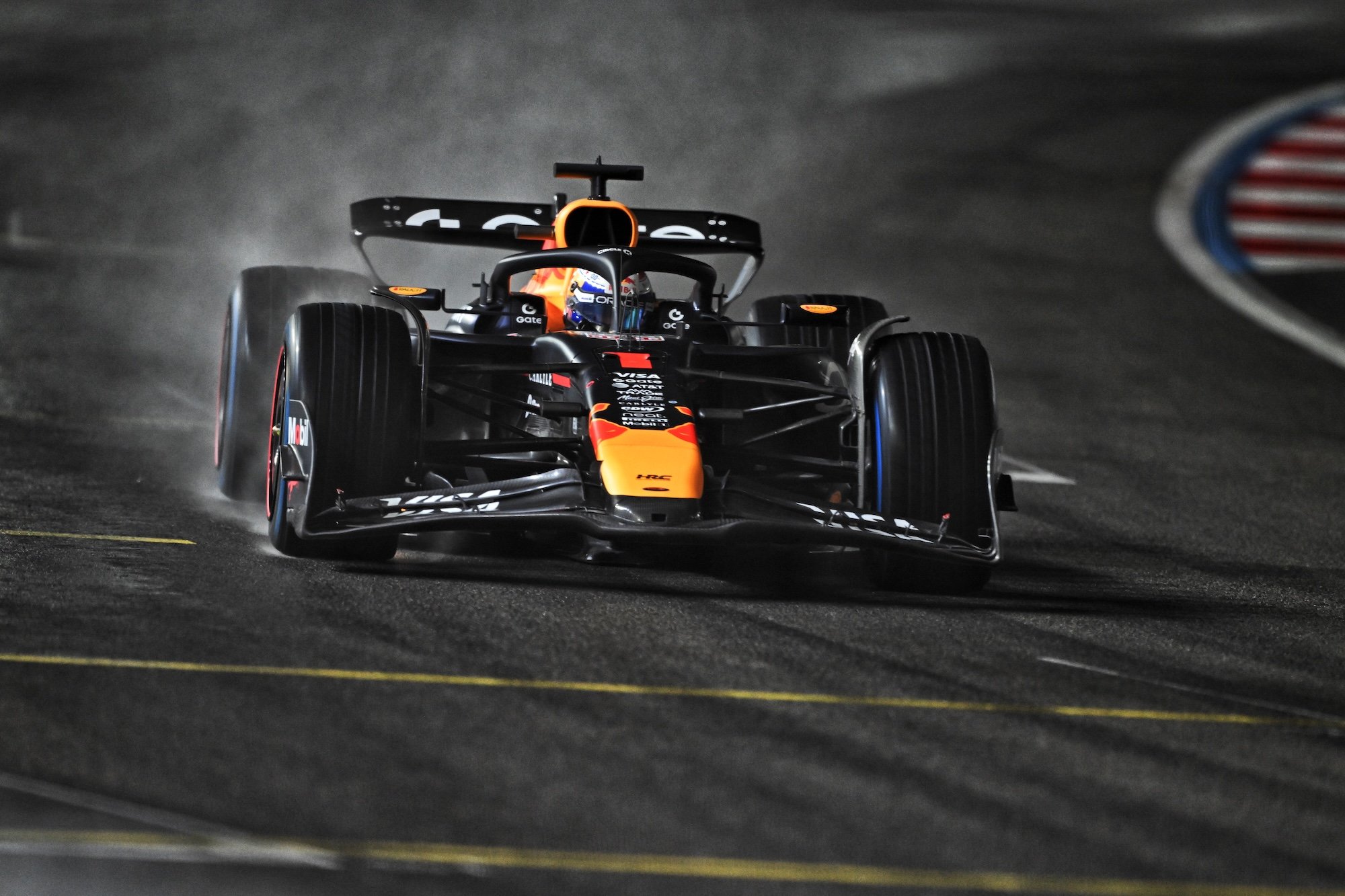 Max Verstappen (NLD) Red Bull Racing RB21.