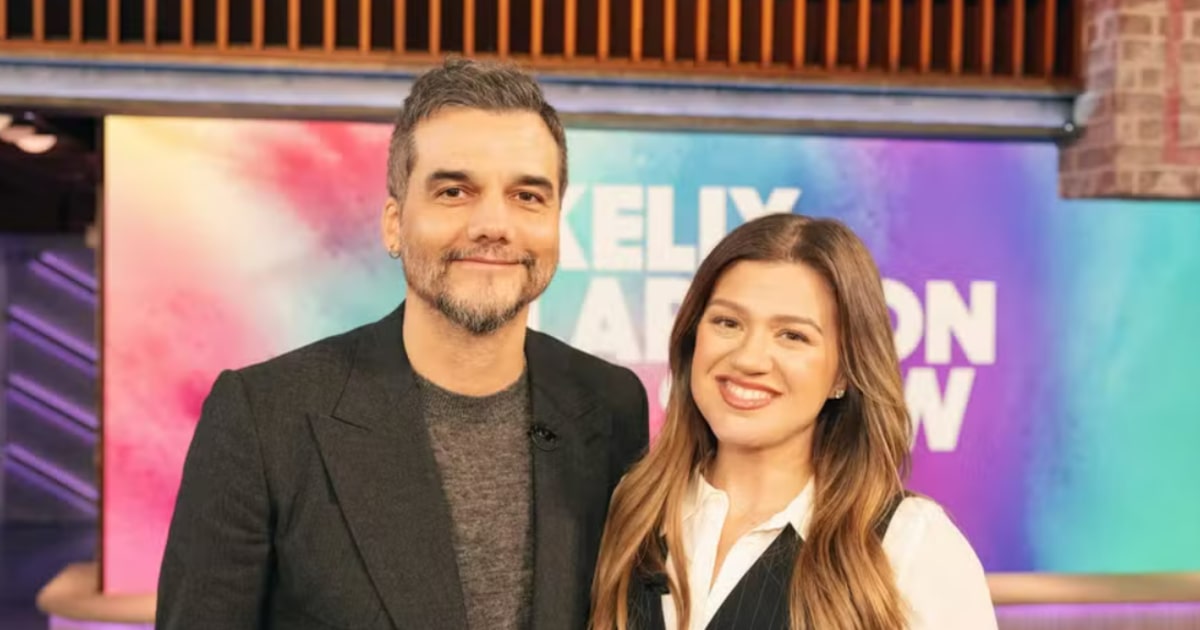 Wagner Moura samba no programa de Kelly Clarkson ao promover ‘O Agente Secreto’; veja vídeo