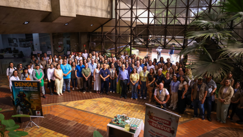 Prefeitura de Maringá realiza ‘Dia D’ contra a dengue no Paço Municipal - Rádio Maringá