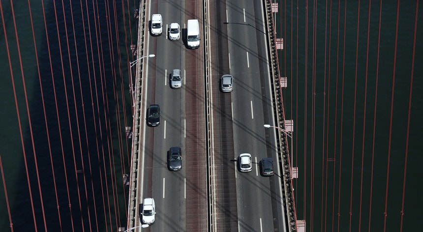 Mais de 125 mil acidentes e 379 mortos este ano nas estradas portuguesas