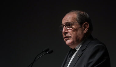 Eduardo Barroso assume "maior ilegalidade" da carreira para salvar imigrante ilegal. "O que fariam na minha situação?", pergunta aos candidatos presidenciais