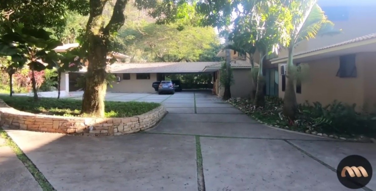 Anitta comprou casa no Itanhangá, no Rio, por R$ 11 milhões — Foto: Reprodução YouTube