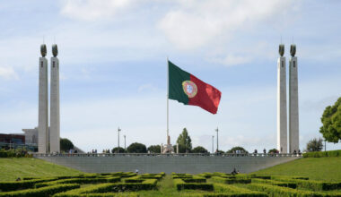 Portugal pode crescer mais de 3% ao ano, segundo a Católica em estudo pedido pela Euronext e AEM