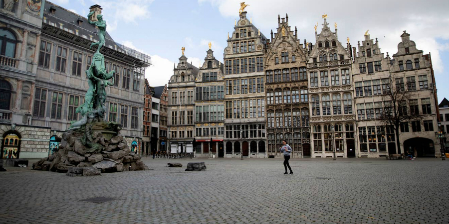 Bélgica entra hoje num ciclo de três dias de greve geral que vai afetar transportes, voos e serviços públicos