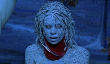 Este filme de ficção científica polêmico estrelado por Jennifer Lopez foi um sucesso, mas agora está praticamente esquecido; você se lembra dele?