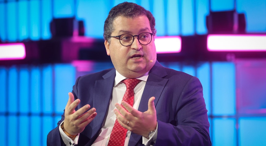 Baixo salário em Portugal deve-se a economia ser das "menos avançadas" da UE