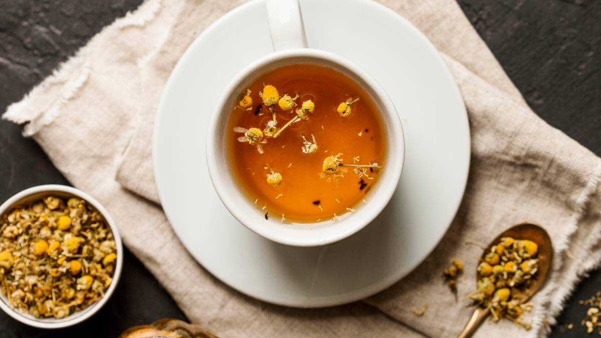 Mais que um 'chá da vovó', camomila tem efeitos comprovados no combate à insônia