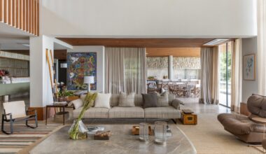 Casa de campo mostra como inserir contemporaneidade em refúgios no interior | Casas