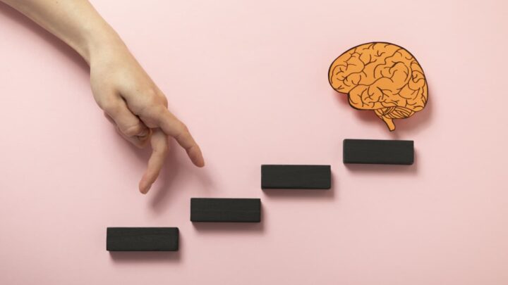 Degraus e um cérebro no último