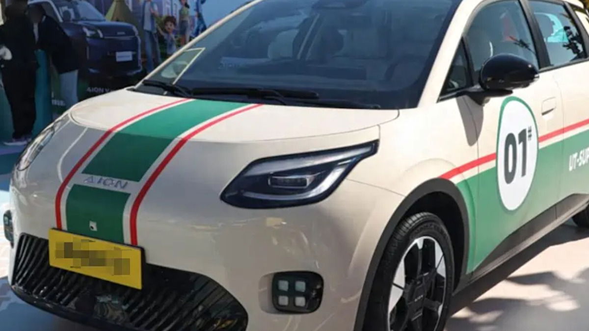 China lança carro elétrico de 5 mil euros que troca de bateria em 99 segundos