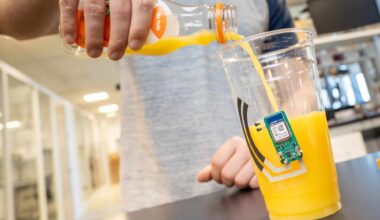 Adesivo em copo monitora níveis de vitamina C pelo suor