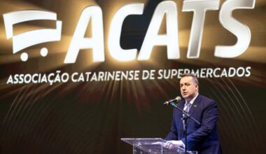 Prêmio ACATS 2025 reúne lideranças do varejo em noite de reconhecimento em Camboriú - Rádio Rural