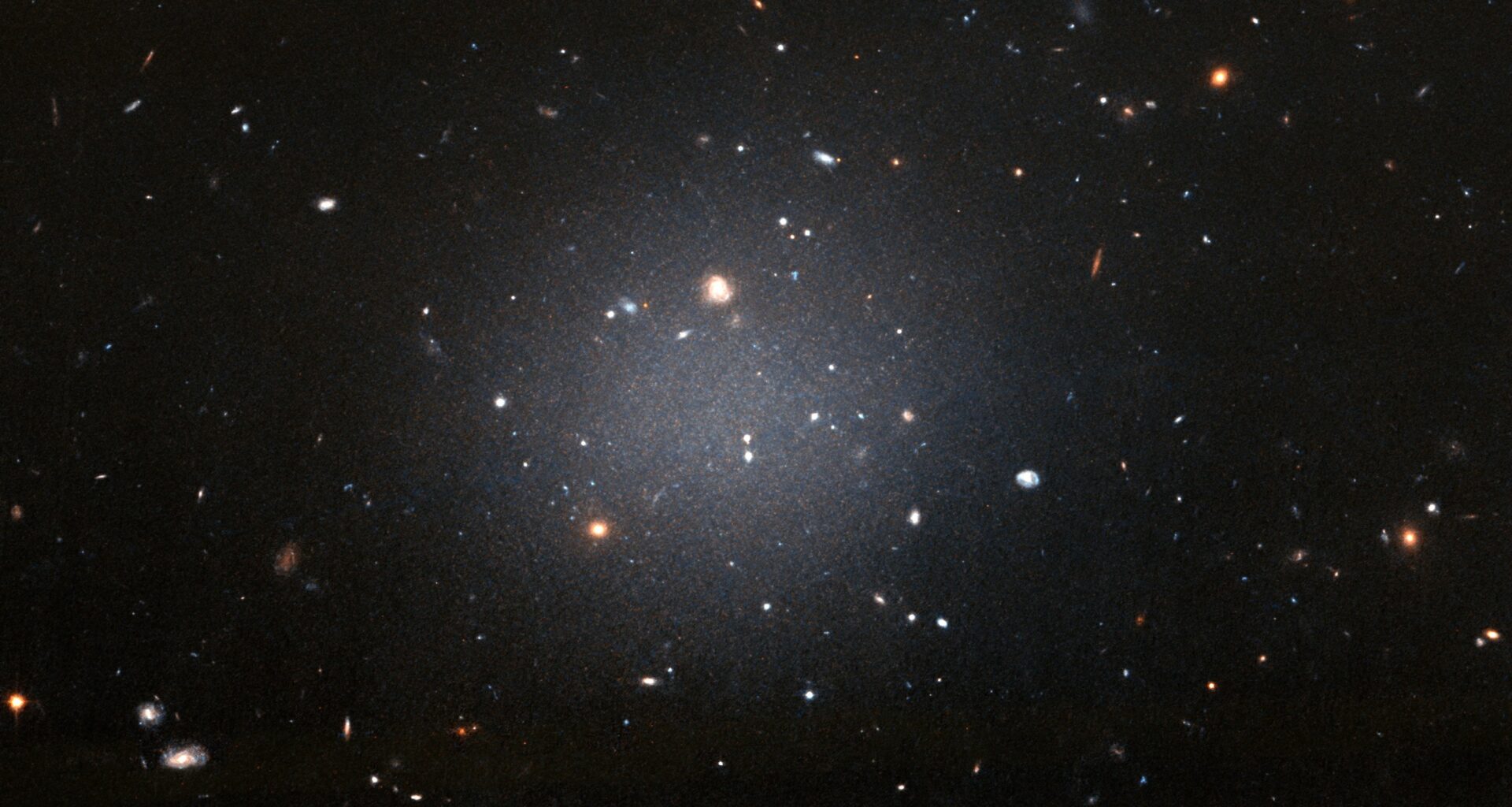 Primeiras evidências que apontam existência de matéria negra