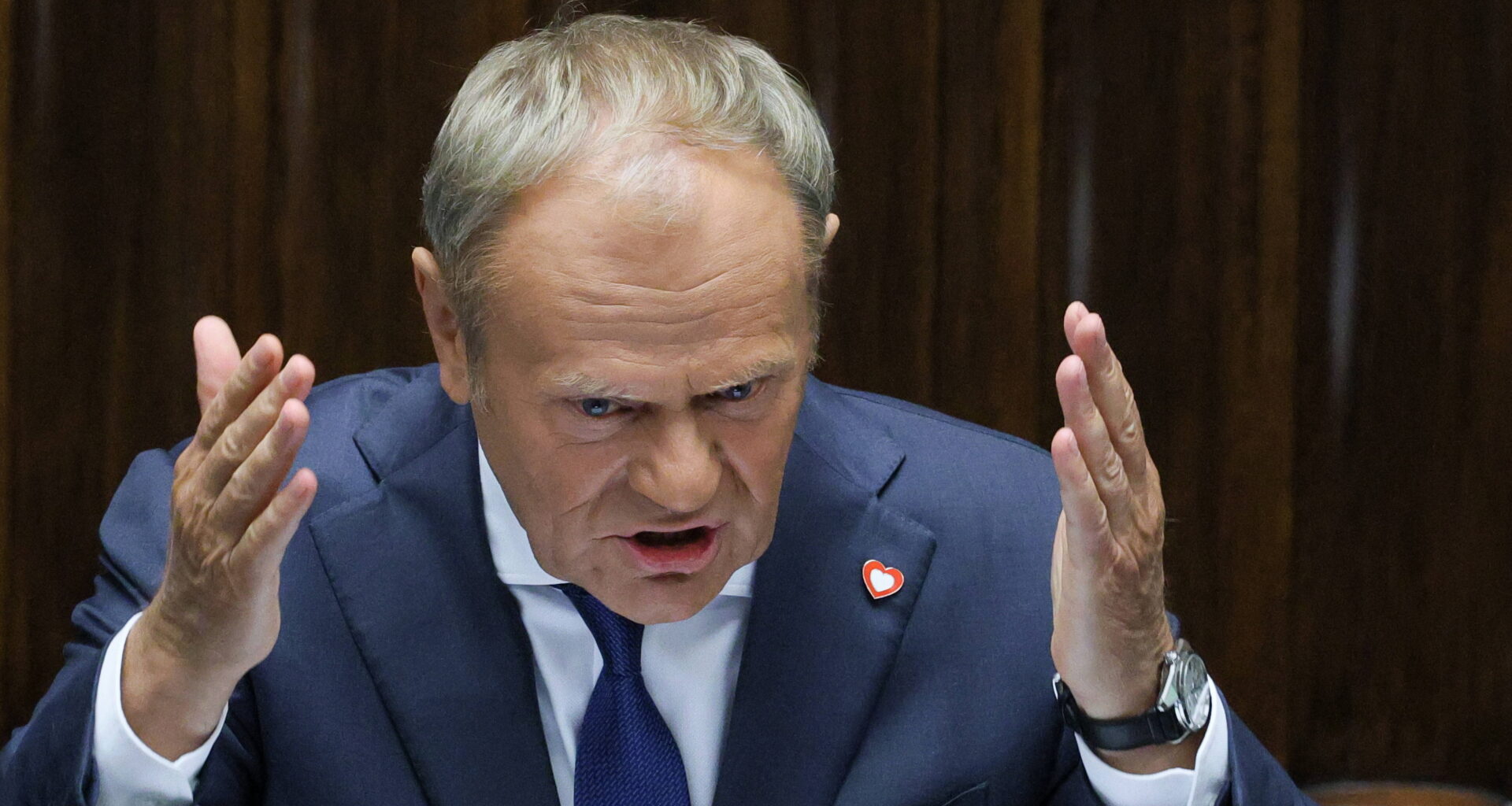 Polónia fecha último consulado russo após ataque ferroviário que qualificou como “ato de terrorismo de Estado”