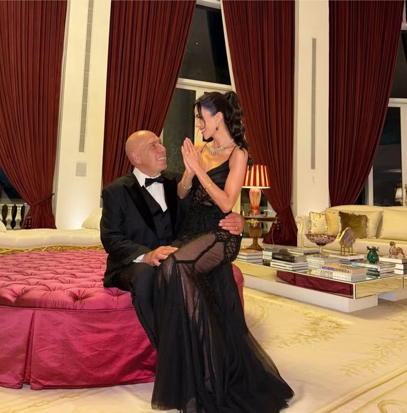 Daniela Albuquerque comemora aniversário do marido - Foto: Instagram/@danialbuquerquetv