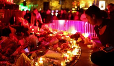 Dez anos dos atentados de Paris. Cerimónias na capital francesa homenageiam vítimas