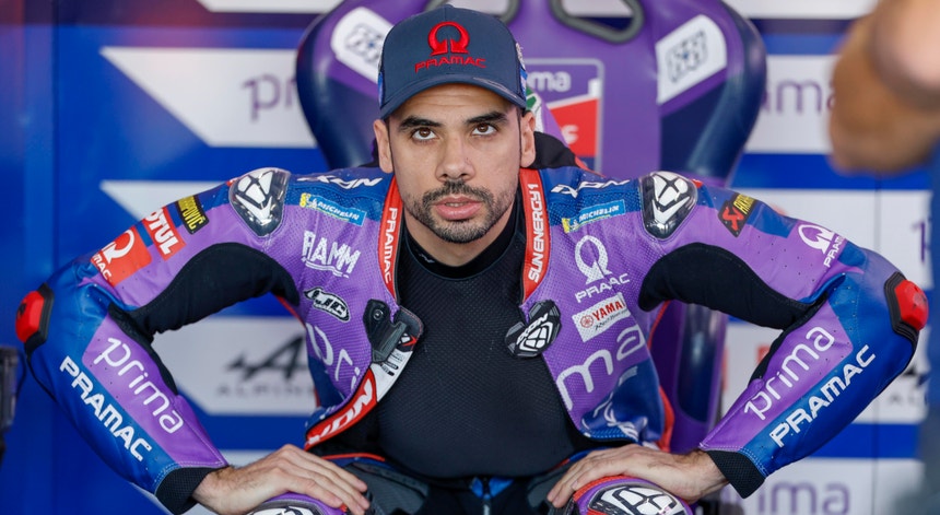 Miguel Oliveira despede-se do MotoGP com 11.º lugar em Valência