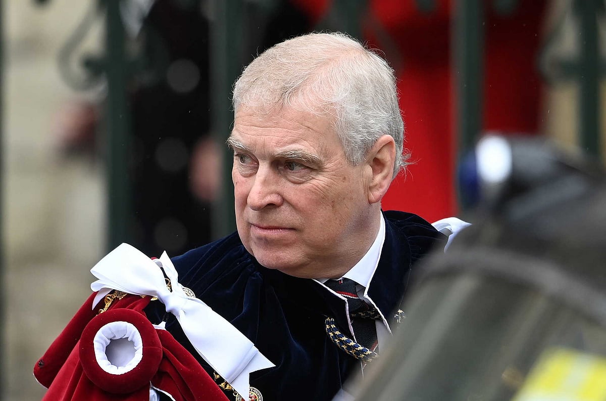 Verba de Seis Dígitos e Mesada do Rei Carlos