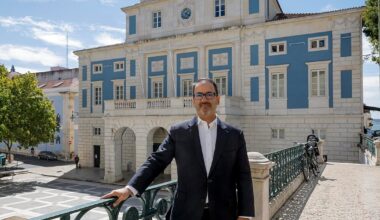 André Moz Caldas lidera Assembleia Municipal de Lisboa: “Não esperem que dê puxões de orelhas a Moedas” - Diário de Notícias