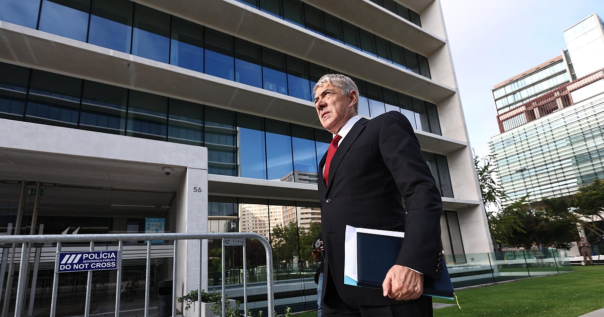 Sócrates requer à juíza esclarecimentos sobre prescrição de crimes