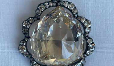 Diamante dos Habsburgo Reaparece no Canadá Mais de 100 Anos Depois