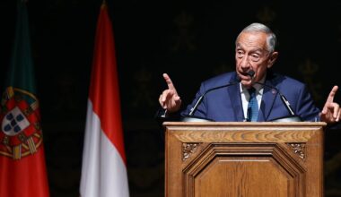 Marcelo diz que escutas não validadas a Costa devem ser “lição” para o futuro