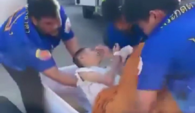 mulher bate no caixão e salva-se da cremação na Tailândia (com vídeo)