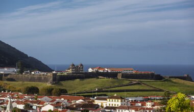 Subiu o nível de alerta no sistema vulcânico fissural oeste da ilha Terceira. Está agora em fase de reativação