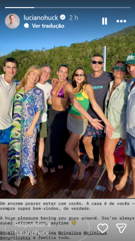 Dua Lipa e família ao lado de Luciano Huck e Angélica • Instagram/ Luciano Huck