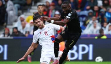 Forbs é o 14.º estreante de Martínez e logo com o 7 nas costas