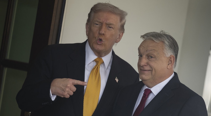 Trump dá à Hungria um ano para continuar a comprar petróleo russo