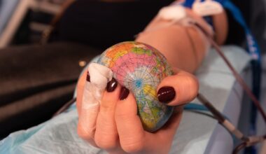 Europa enfrenta aumento de infeções sanguíneas resistentes a antibióticos até 2030, alerta estudo