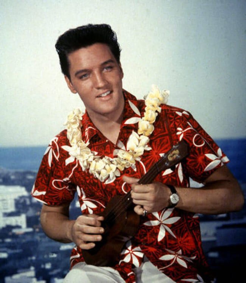 Elvis Presley no filme "Feitiço havaiano": um ds precursores na aliança da música com o cinema — Foto: Reprodução